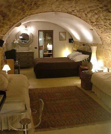 La Villageoise, Chambre Troglodyte Pitoresque Au Coeur Du Village Rognes Værelse billede