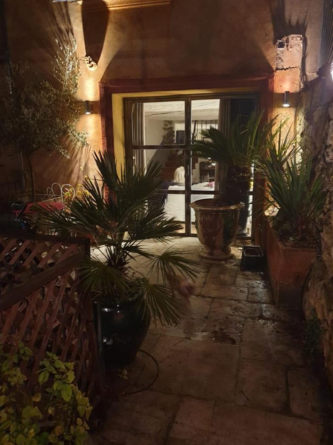 La Villageoise, Chambre Troglodyte Pitoresque Au Coeur Du Village Rognes Eksteriør billede
