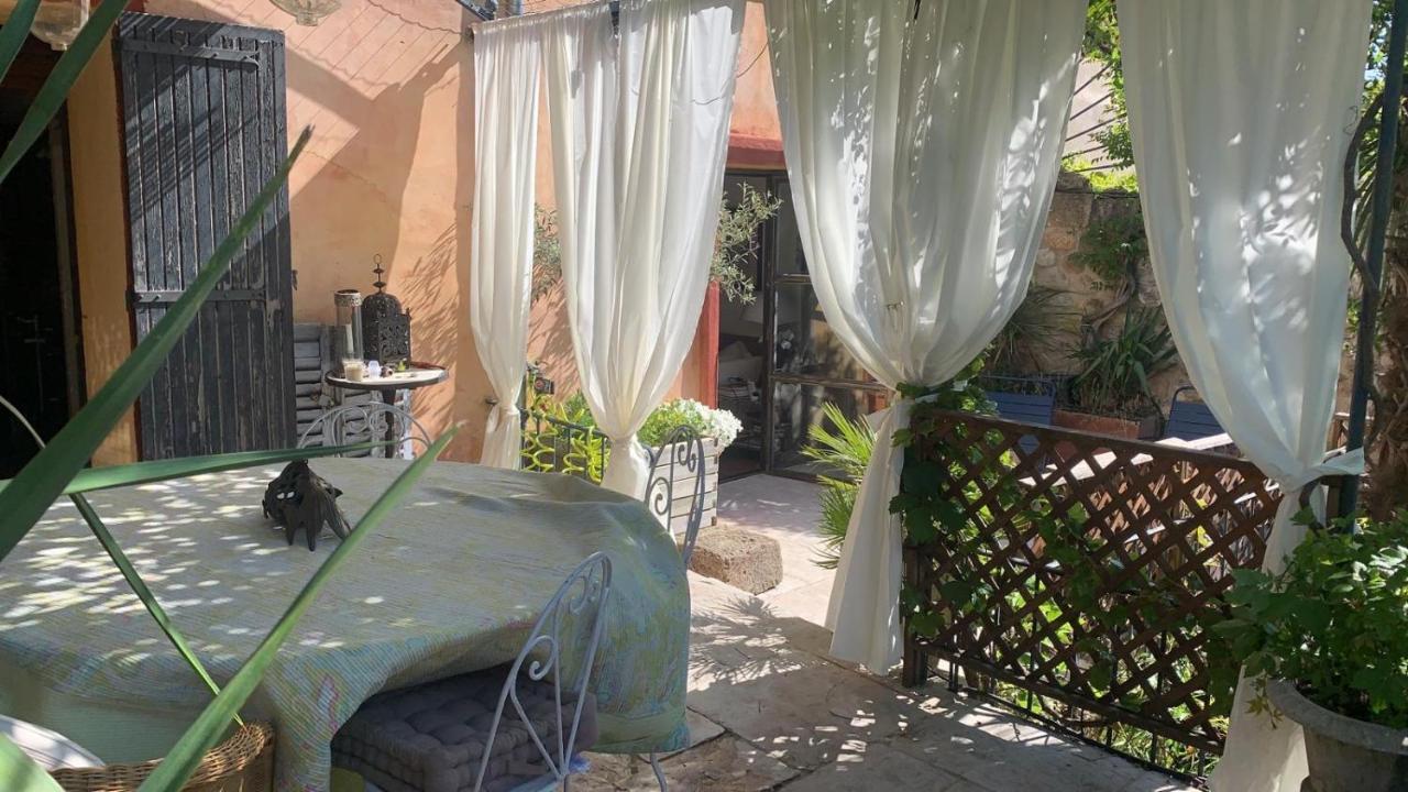 La Villageoise, Chambre Troglodyte Pitoresque Au Coeur Du Village Rognes Eksteriør billede
