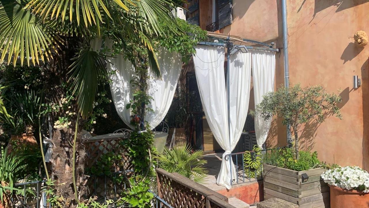 La Villageoise, Chambre Troglodyte Pitoresque Au Coeur Du Village Rognes Eksteriør billede