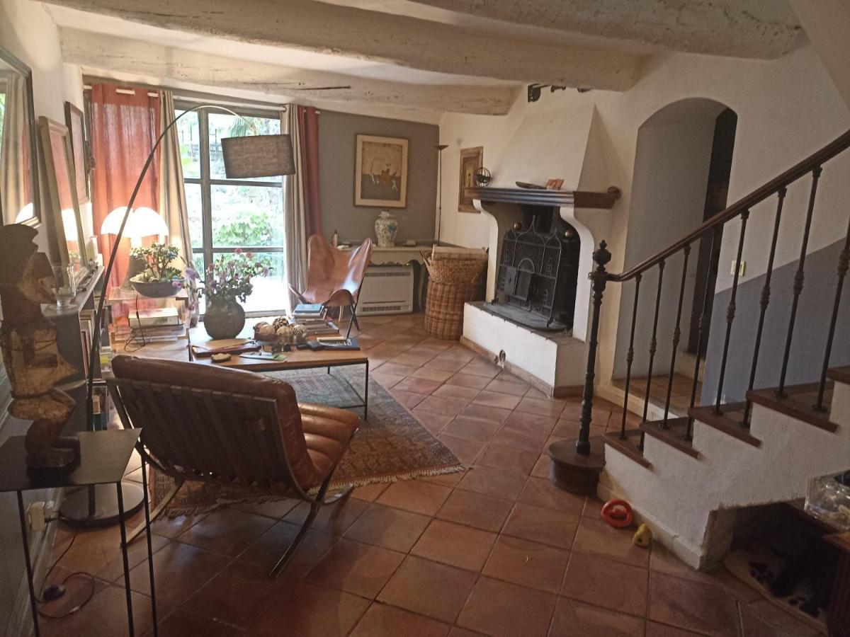 La Villageoise, Chambre Troglodyte Pitoresque Au Coeur Du Village Rognes Eksteriør billede